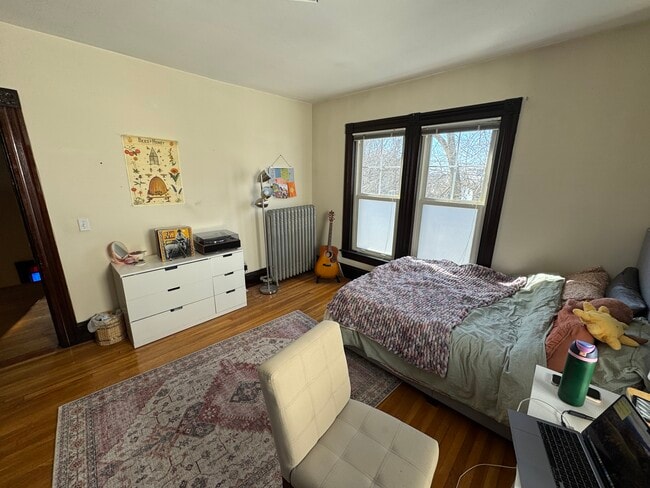 Photo - 211 Holland St Apartment