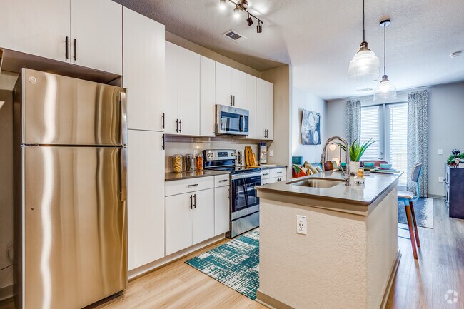 1HAB. 1BA - 667 ft² - Arte St. Pete