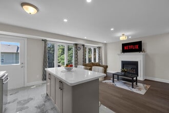 Building Photo - 688 Midland Ave