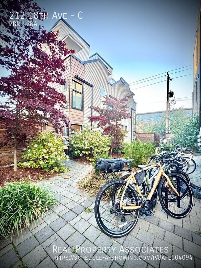 Photo - 212 18th Ave Townhome