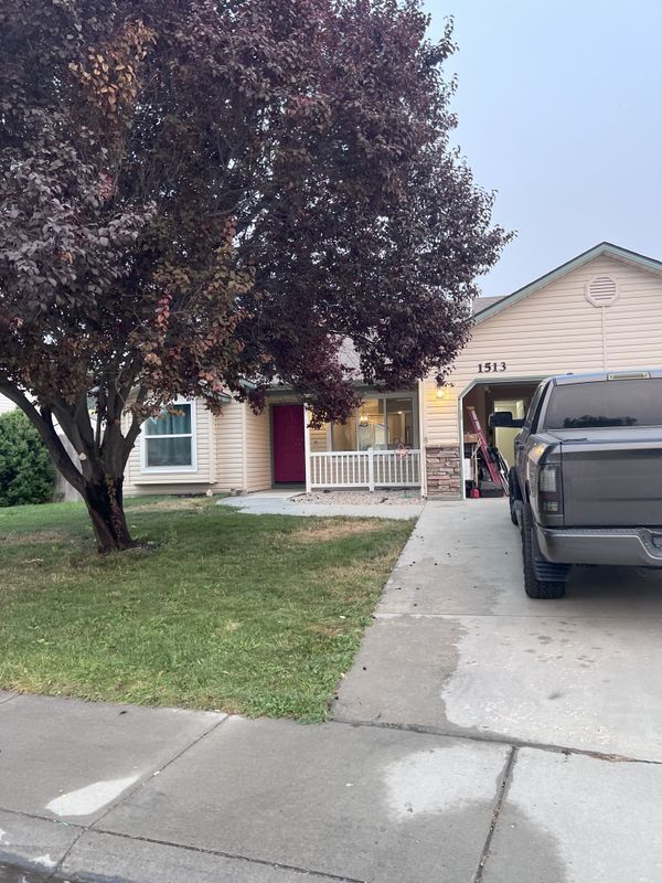 Primary Photo - 1513 W Roston Ct