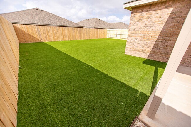 Foto del edificio - 3 Bedroom Home In Frenship ISD!