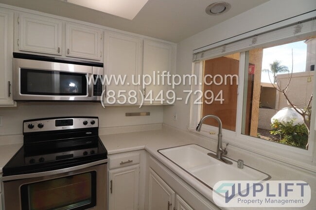 Foto del edificio - 23668 Country Villa Rd