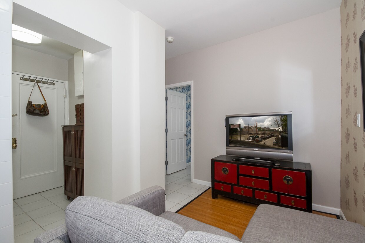 Primary Photo - 40 Mott St