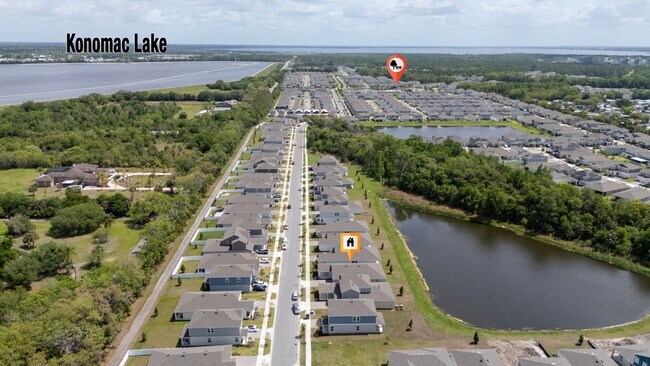 Foto del edificio - 3 Bedrrom 2 bathroom + Office-Brand-New Luxury Living in Rivington – DeBary, FL