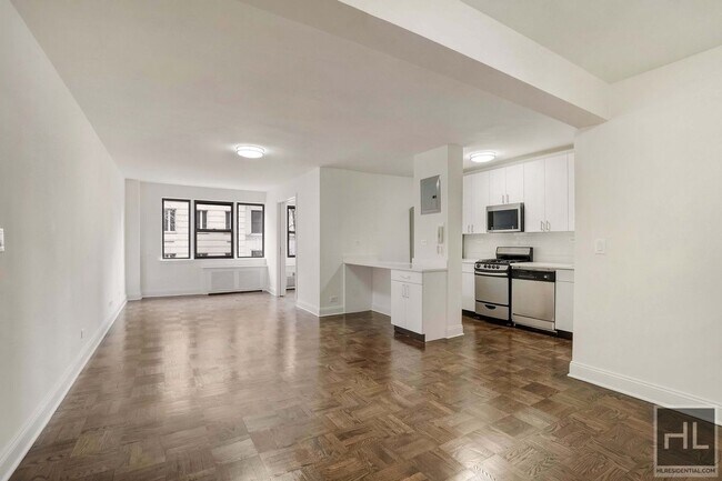 Building Photo - BEEKMAN PLACE