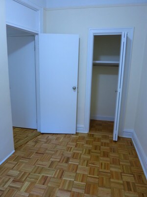 Building Photo - 517 E 78th St