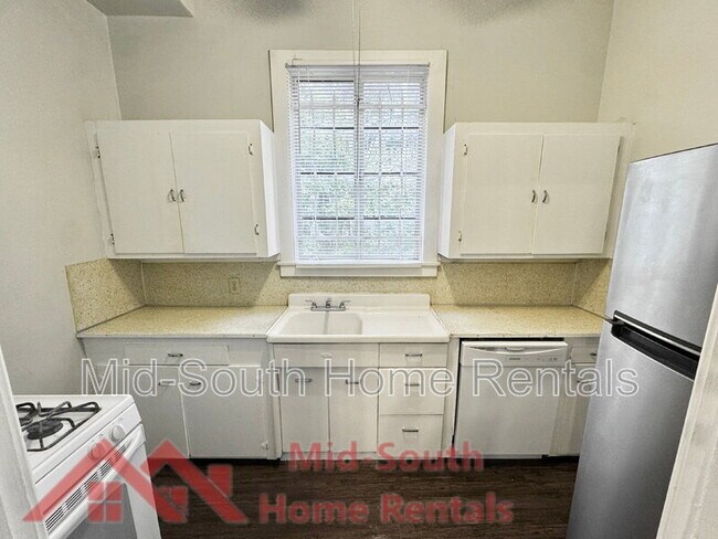 Foto del edificio - 1277 Carr Ave