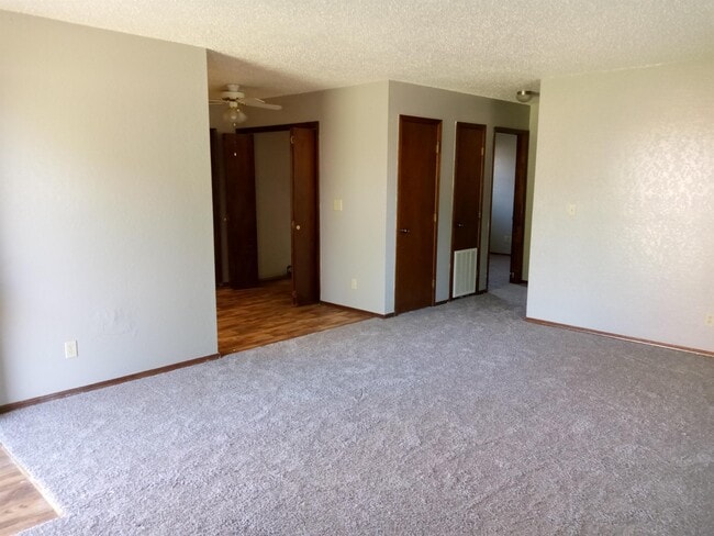 Building Photo - 1403 Nancy Dr