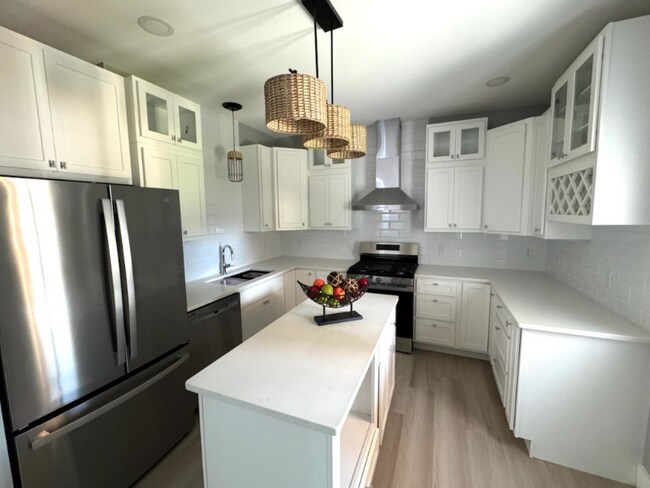 Foto del edificio - 5230 Bancroft Ave