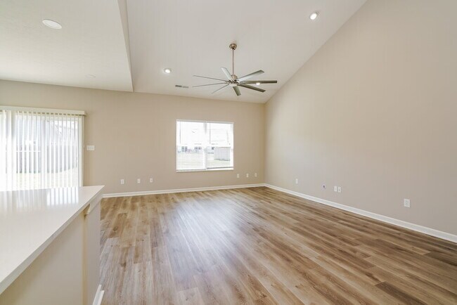 Foto del edificio - 1813 Maplewood Ct