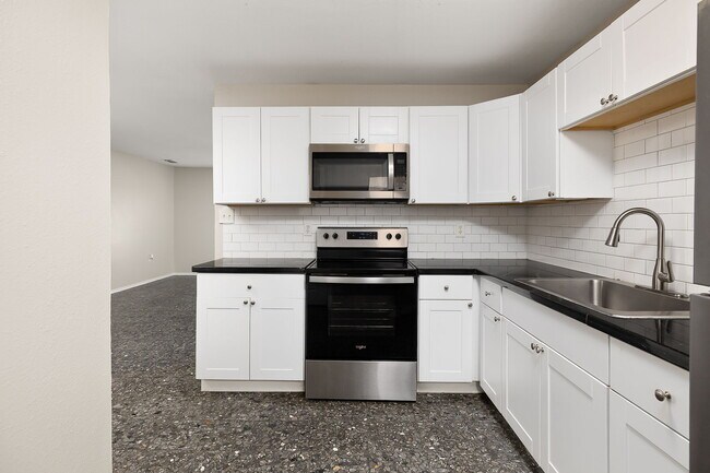 Foto del edificio - 5004 Oleander Dr