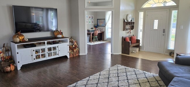 Building Photo - 1112 Sugar Brook Dr