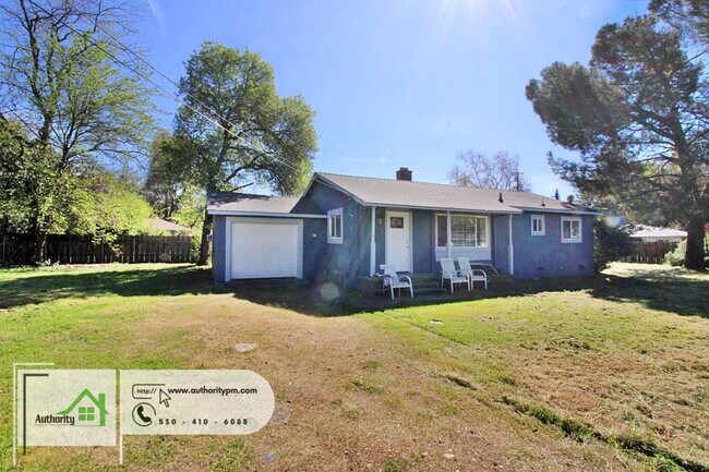 Foto del edificio - 5481 Elm Ln