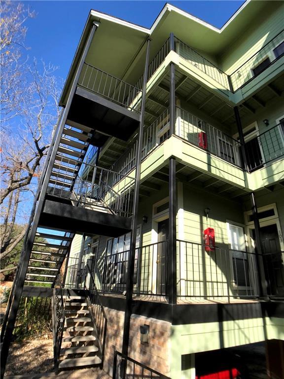 Building Photo - 915 W 22 1/2 St