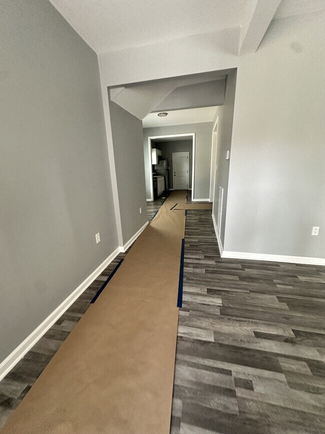 Foto del edificio - 208 E 17th St