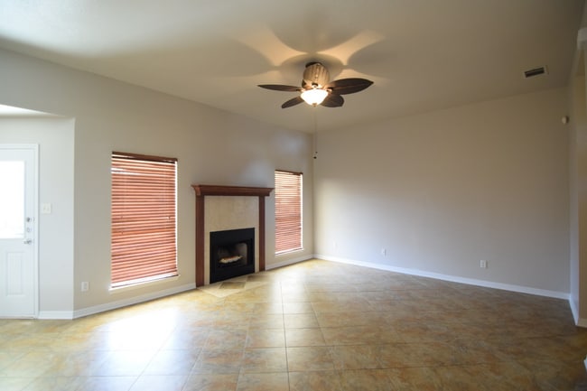 Building Photo - 4106 Embers Dr