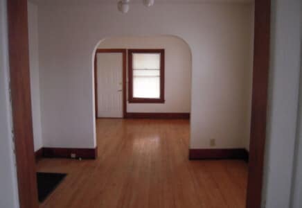 Building Photo - 117 S Homer St