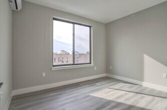 Building Photo - 3516 John F. Kennedy Blvd