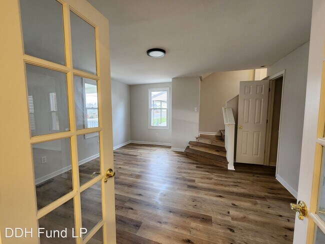 Foto del edificio - 4 br, 2 bath House - 124 S Main St