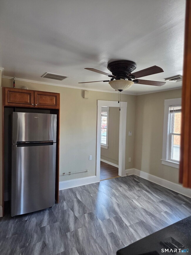 Foto del edificio - 22 Calvin Ave