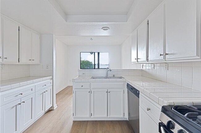 Foto del edificio - 7735 Newman Ave
