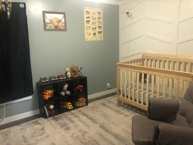 Foto del edificio - 260 NW Golden Hills Dr