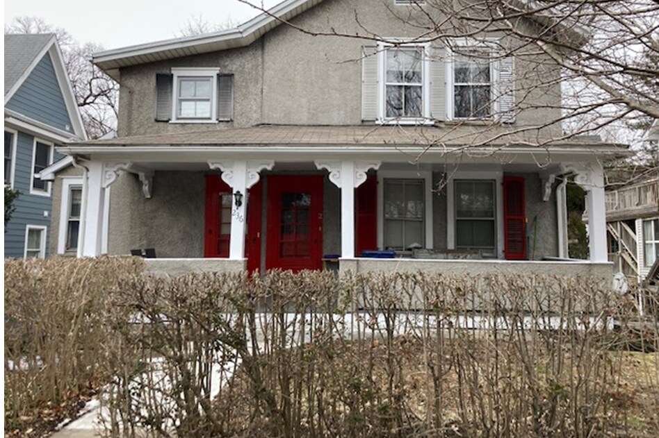 236 Davis before Repainting - 236 Davis Ave