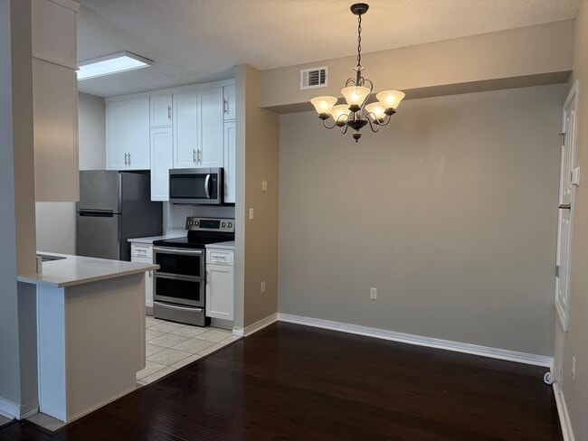 Building Photo - 1501 Partin Dr N