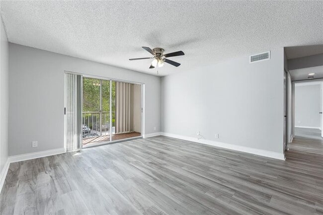 Building Photo - 2502 SE Anchorage Cove