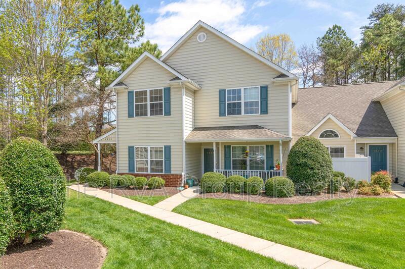 Primary Photo - 4614 Twin Hickory Lake Dr