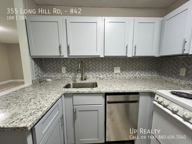 Foto del edificio - 355 Long Hill Rd