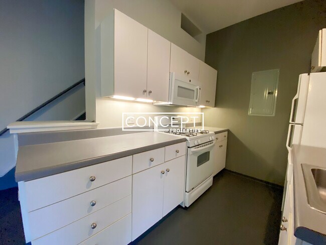 Foto del edificio - 160 E Berkeley St