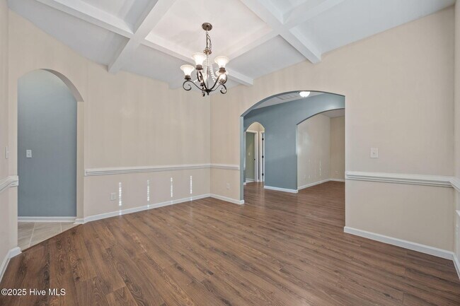 Building Photo - 711 Tuscarora Dr