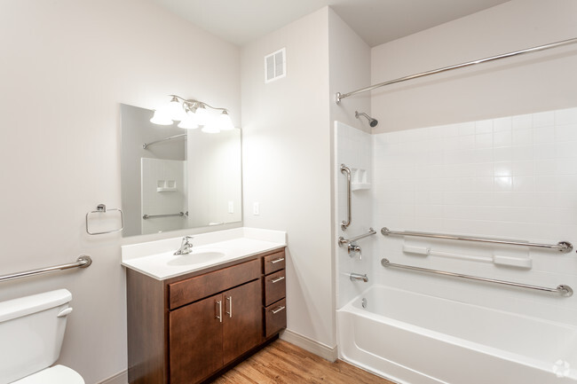 1HAB, 1BA - A1A - 611 ft² - Baño - Garfield School Senior Residences