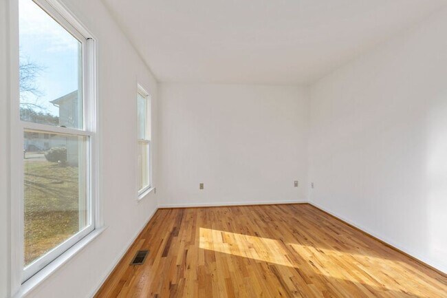 Foto del edificio - 8616 S Fork Ct