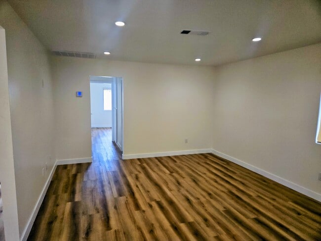 Foto del edificio - 141 Greentree Ln