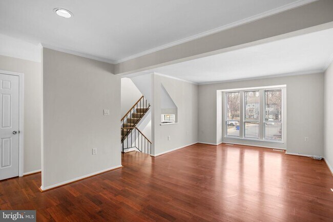 Foto del edificio - 8113 Wooded Glen Ct