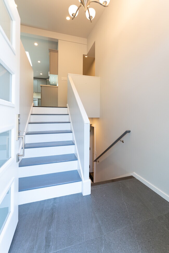 Foto del edificio - 5623 129th Ave SE
