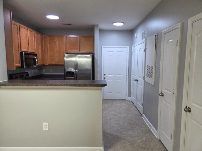 Foto del edificio - 923 Windcastle Ln