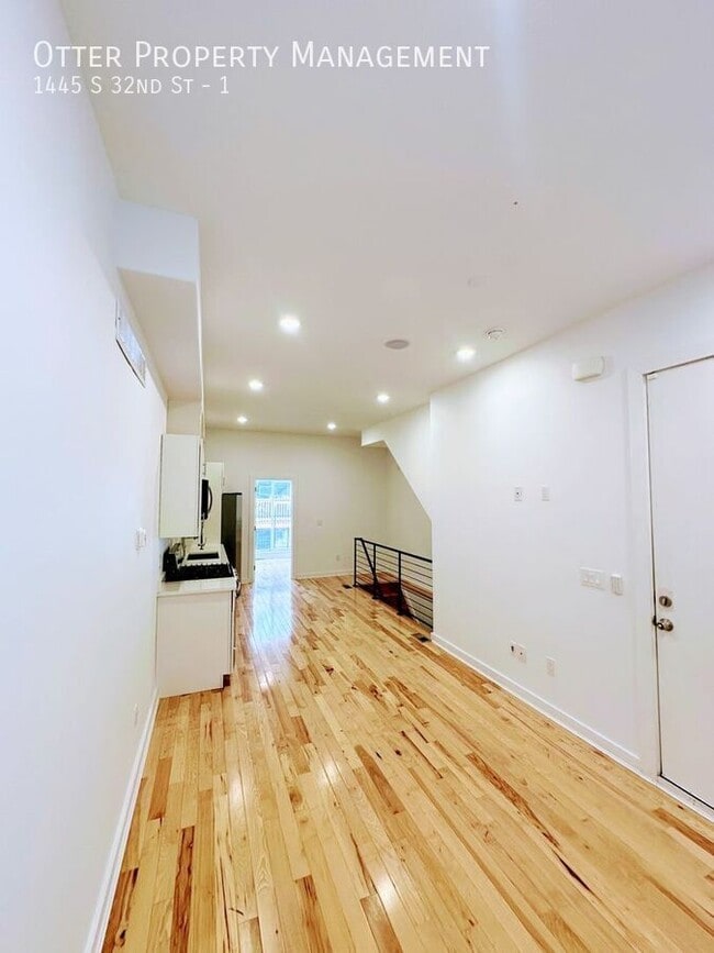 Foto del edificio - 1445 S 32nd St