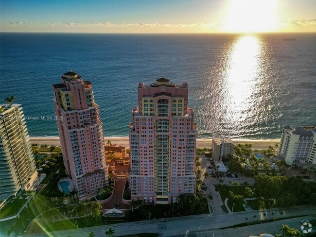 Building Photo - 2100 N Ocean Blvd