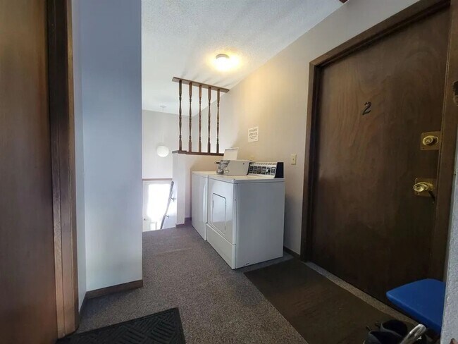 Foto del edificio - 1319 32nd Ave SW