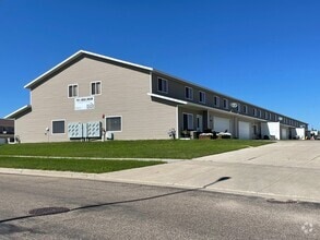 Building Photo - 2176 Landmark Cir