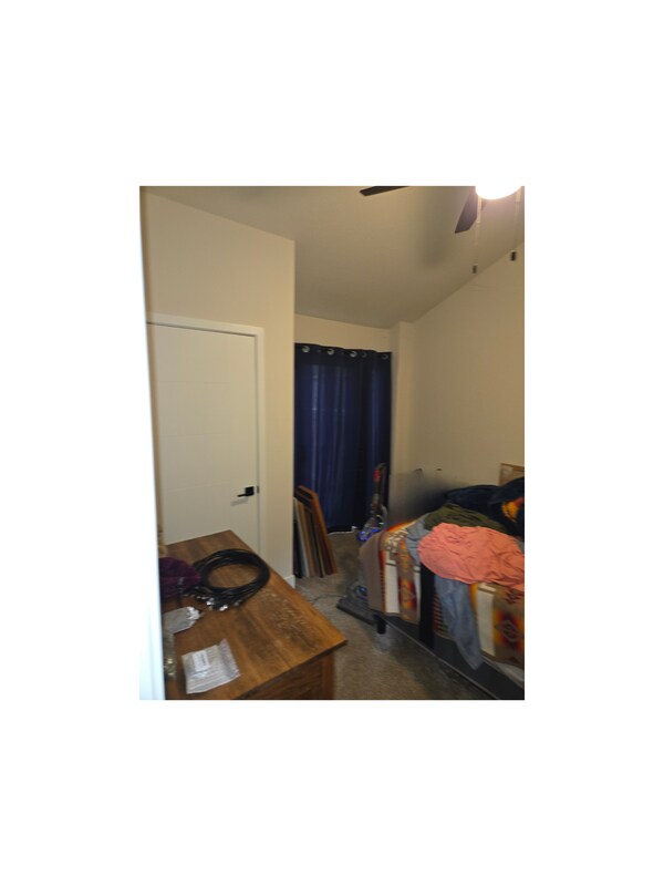 Building Photo - 3225 Oyster Bay Ave