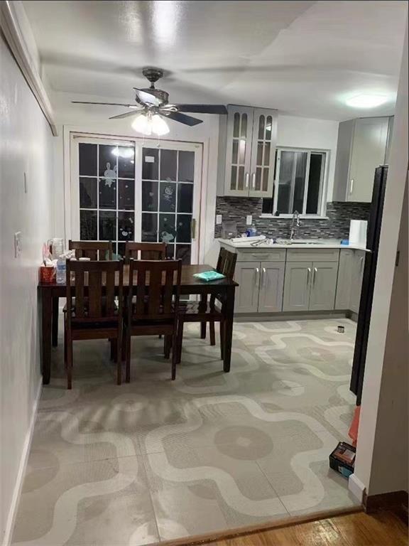 Foto del edificio - 82 Church Ave