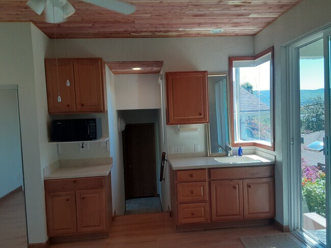 Building Photo - 33711 Camino Capistrano