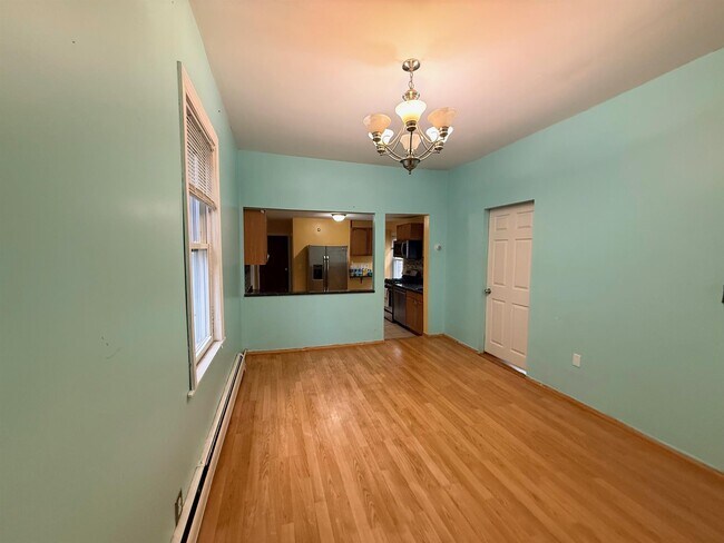 Foto del edificio - 741 Somerville Ave