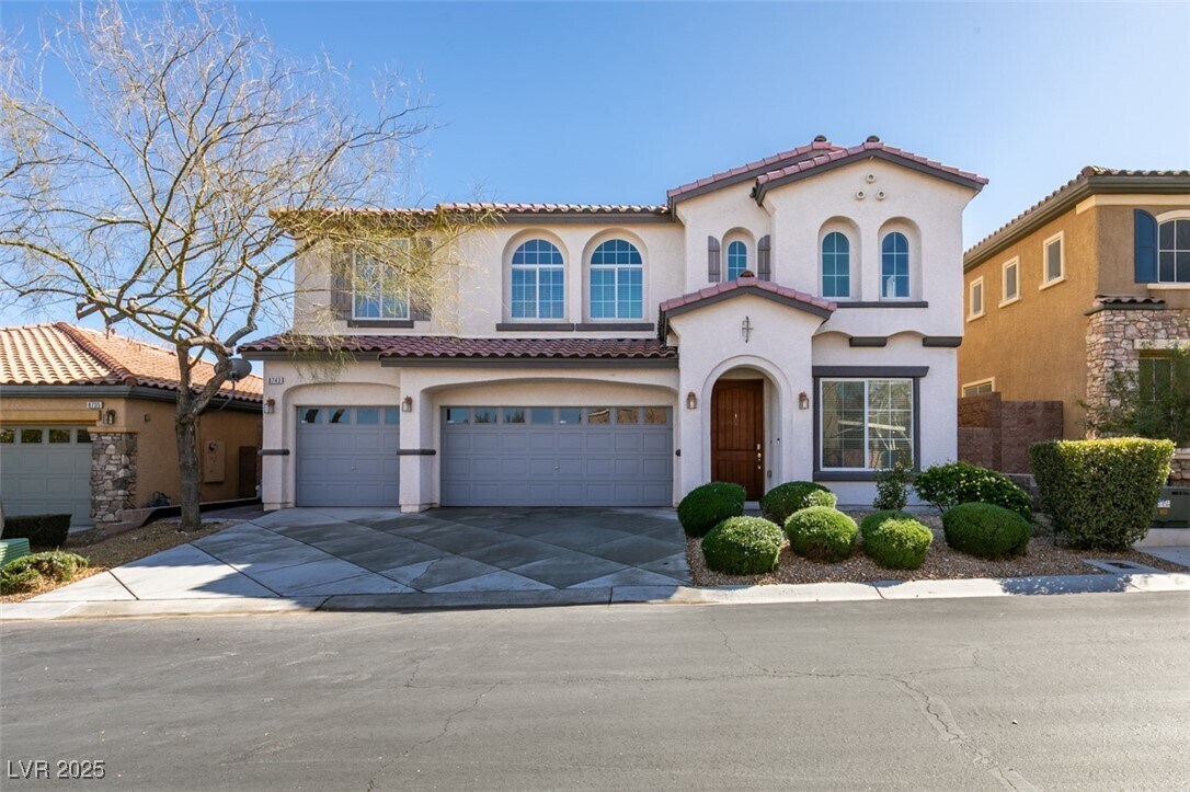 Foto principal - 8743 Mount Mira Loma Ave