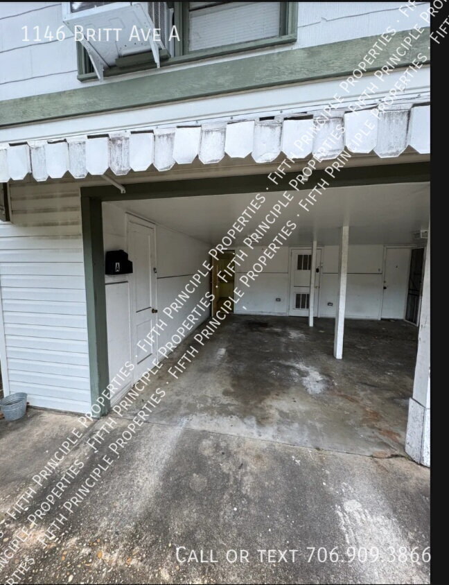 Foto del edificio - 1146 Britt Ave